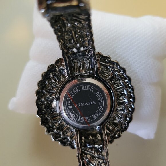 Strada Bangle Style Watch - Picture 4 of 6